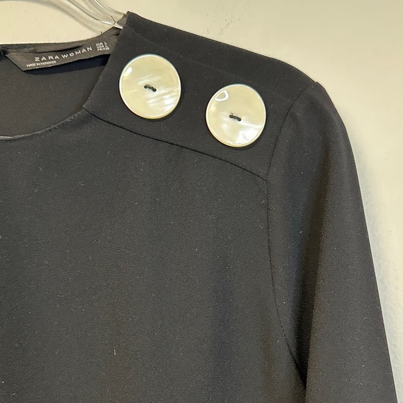 Zara Woman Black Blouse White Button Accents L - Picture 5 of 5